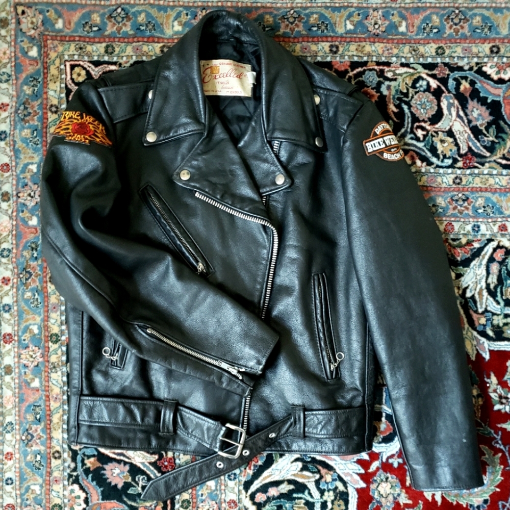 🔥 VINTAGE | Classic Leather Motorcycle Jacket by Excelled - USA - Y2K patches